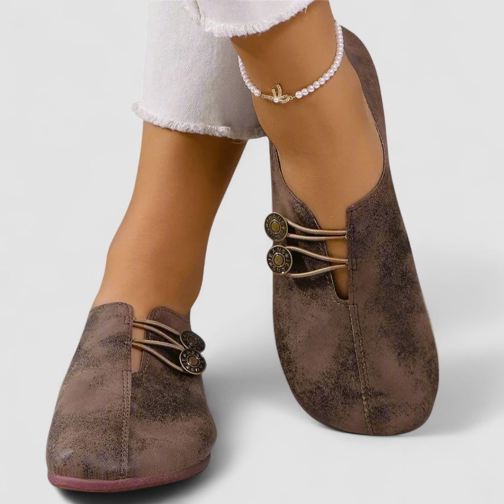 Linnea Malmö.™ | Lindora - Tidlösa Slip-ins
