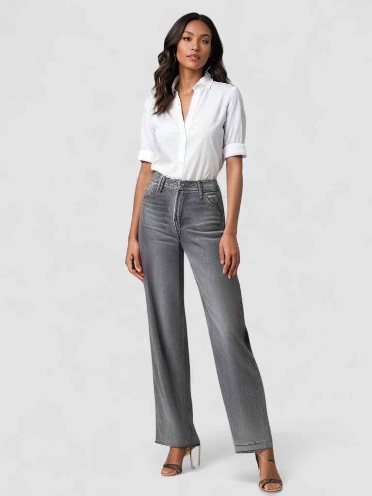 Linnea Malmö™ | Grå Utställd Jeans