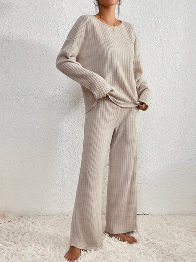 Linnea Malmö™ | Elegant set för kvinnor med ribbad tröja och rak ben